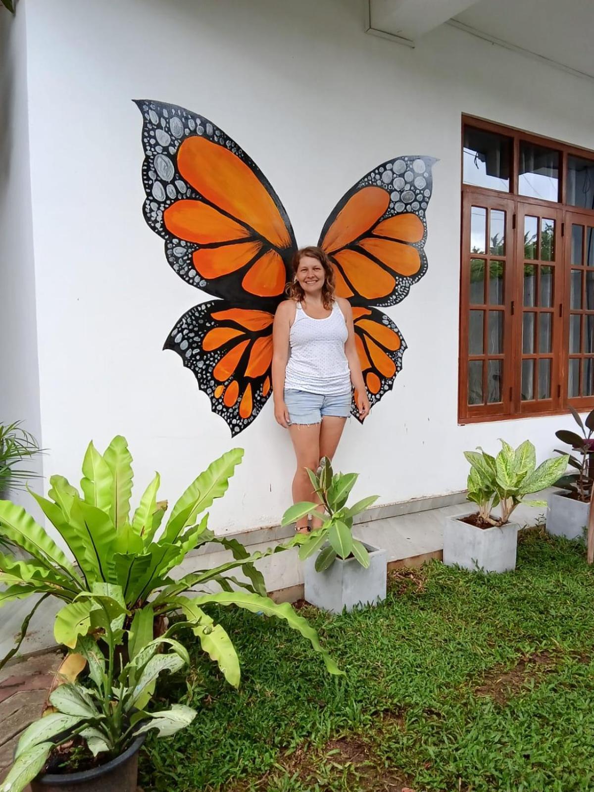 Costels Mirissa Hostel Exterior photo