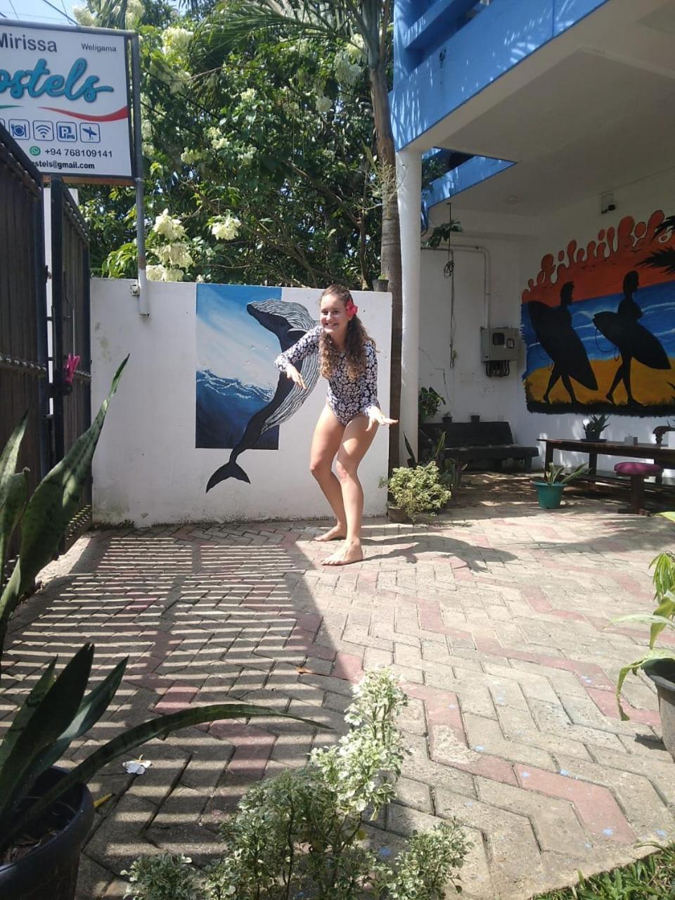 Costels Mirissa Hostel Exterior photo